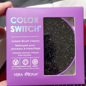 Make up brush cleaner